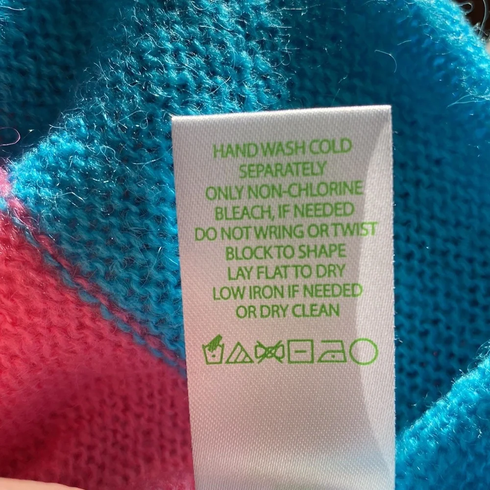 Lilly Pulitzer Sweater - Picture 7 of 7